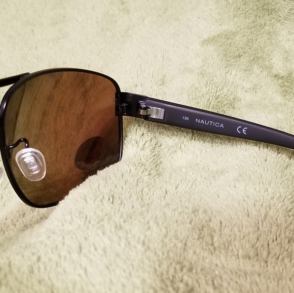 Designer sunglasses - Picture 2 of 4